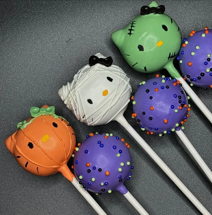 Colorful Hallo-kitty Pops featuring the beloved Sanrio character.